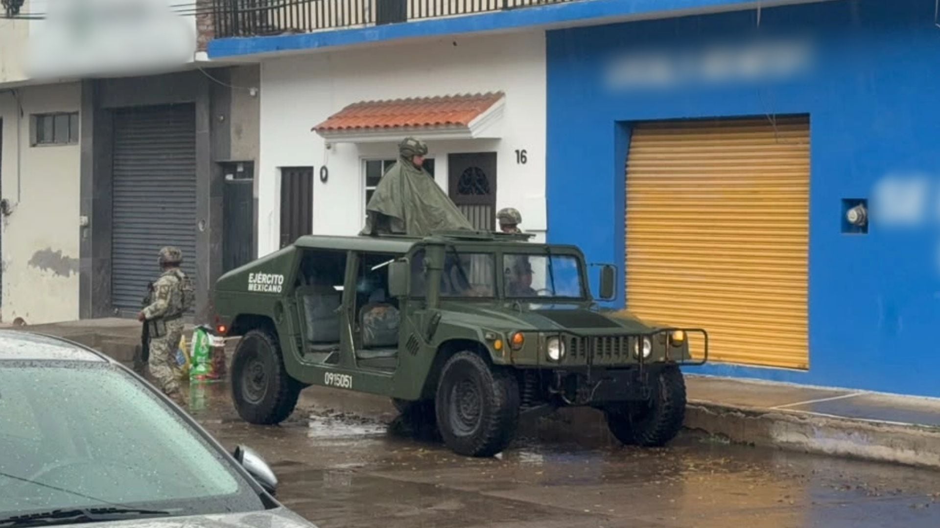 Hallan a una mujer asesinada a balazos en pleno Centro de Mazatlán