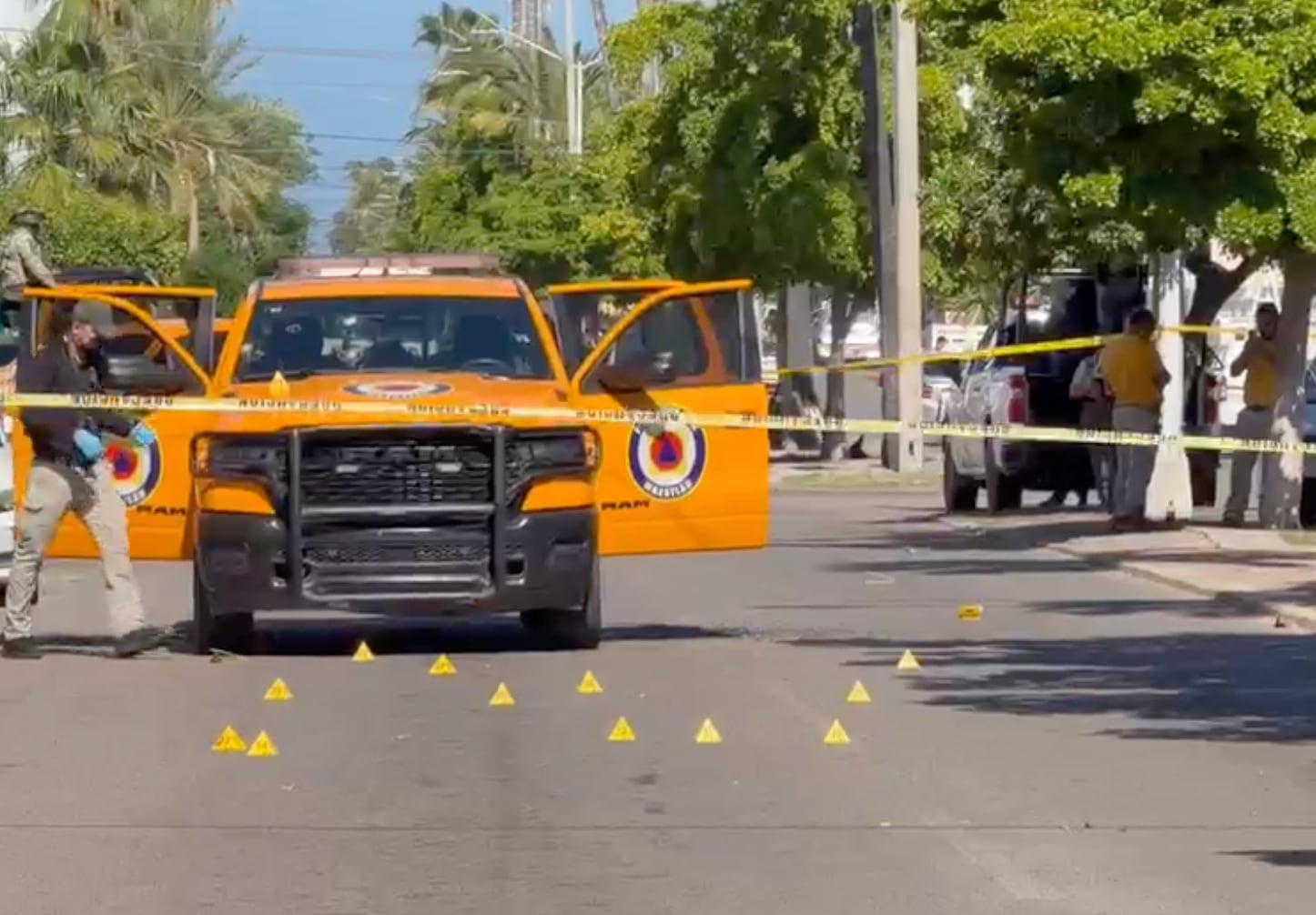 VIDEO| At4can al coordinador de Protección Civil en Mazatlán: hay dos personas heridas