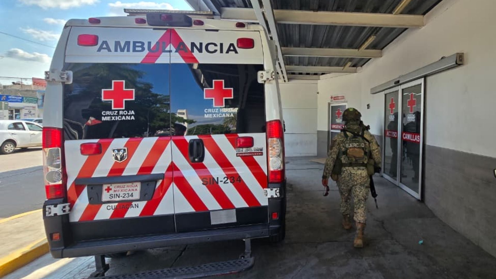 ¡Le dispararon en el abdomen! Atacan a balazos a un hombre en el sector Chulavista de Culiacán