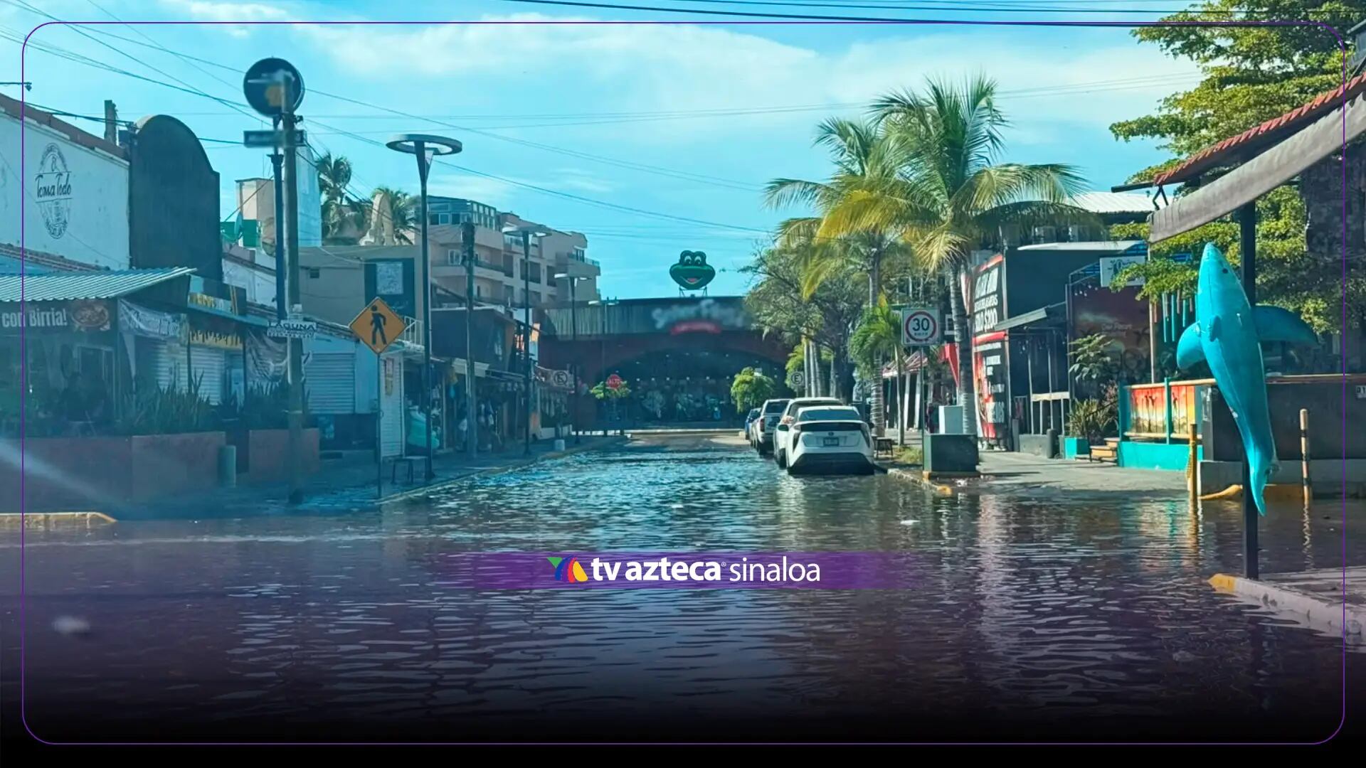 Se inundan calles de la Zona Dorada en Mazatlán por huracán Simon