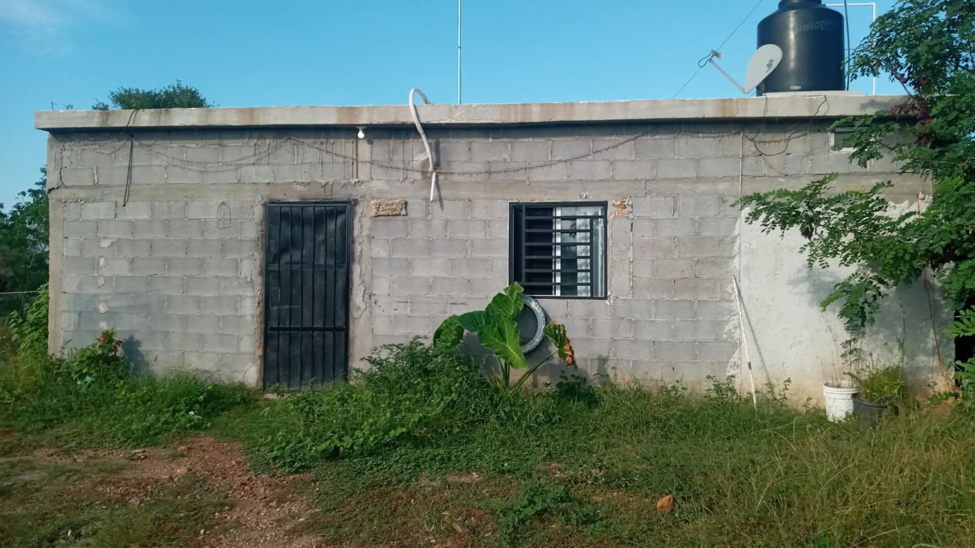 Domicilio en el que se encontró a un hombre mayor de edad con un tiro en la cabeza, ubicado en el municipio de El Fuerte