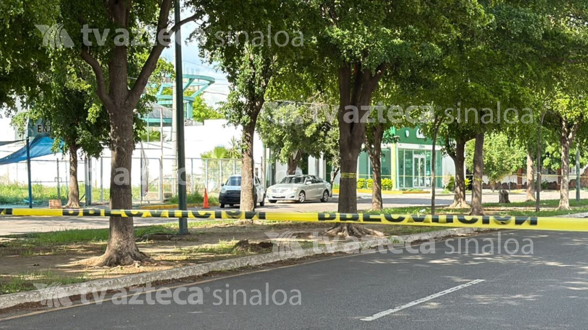 Asesinan a balazos a un hombre a bordo de un vehículo en Las Quintas, Culiacán