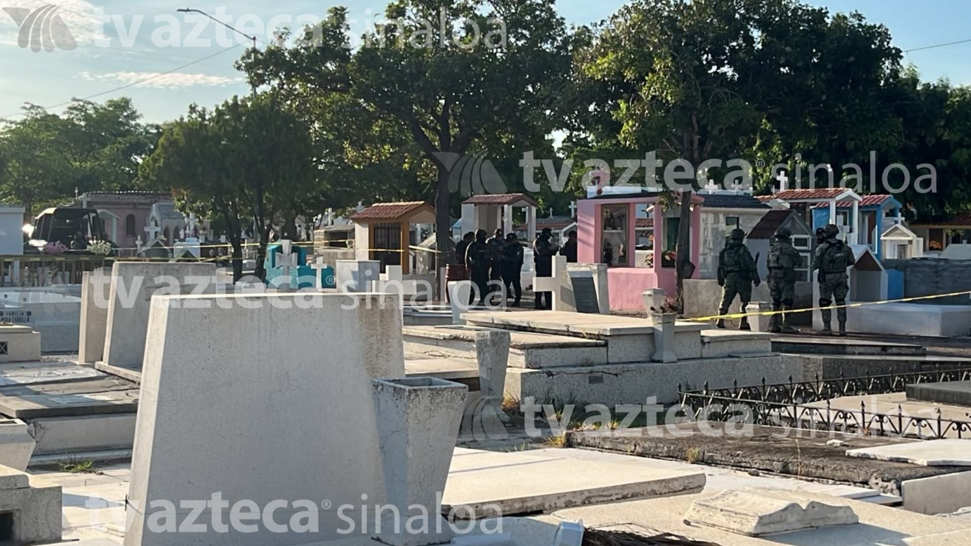 Entre las lápidas, asesinan a un hombre a balazos en un panteón municipal de Mazatlán