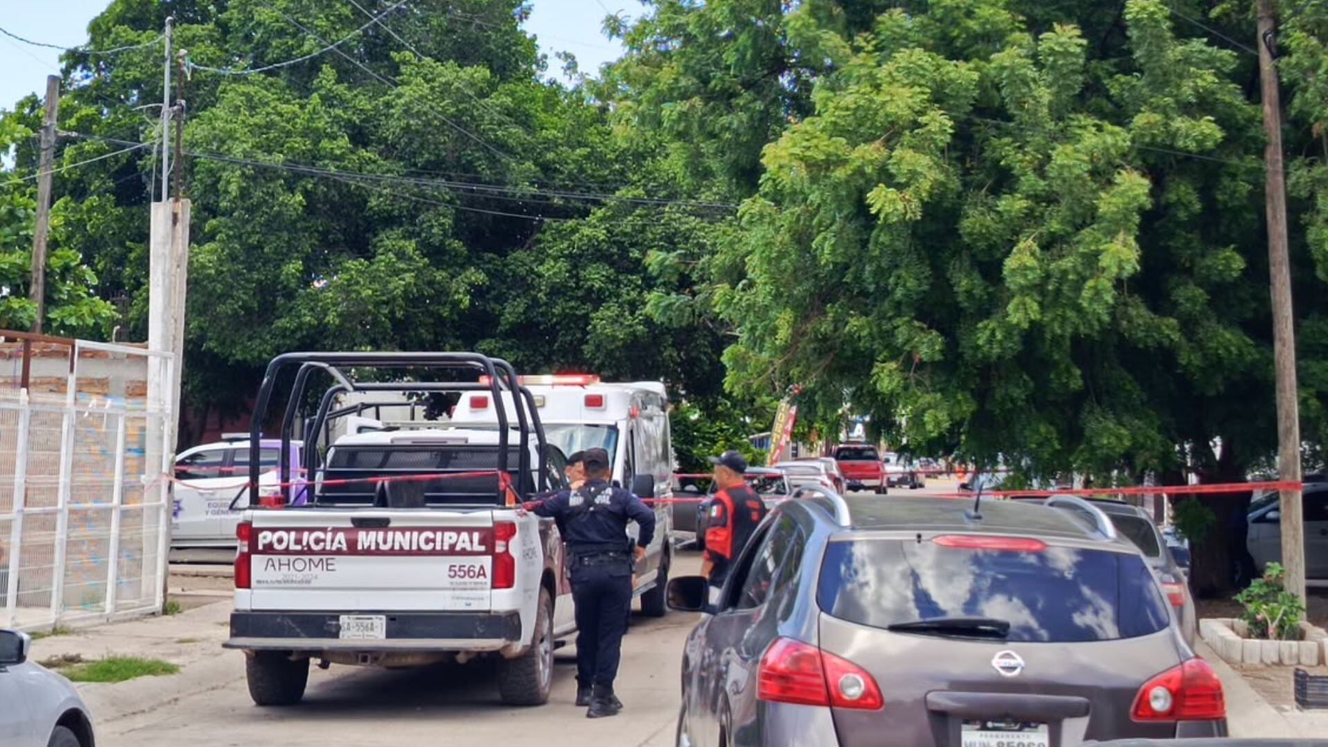 ¡Querían lincharlo! Golpean y detienen a un hombre por abuso a una mujer y una menor en Los Mochis